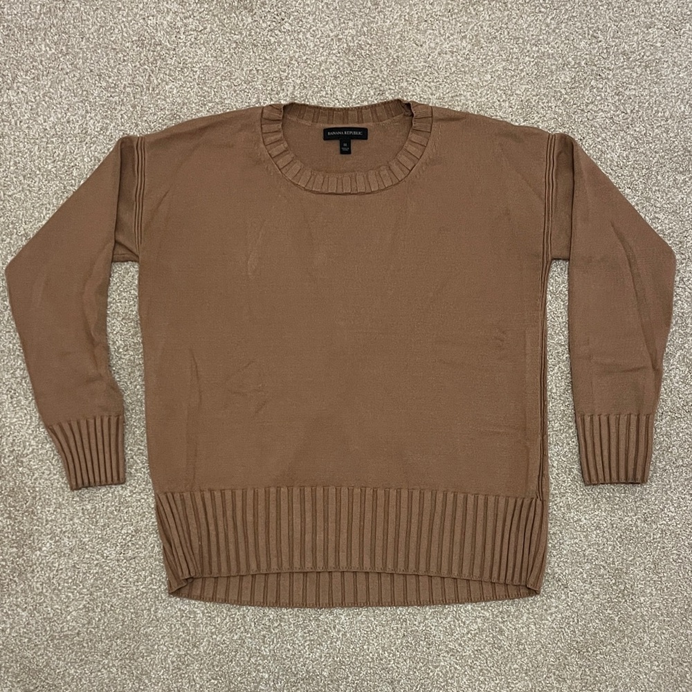 Banana Republic Tan Crewneck Sweater